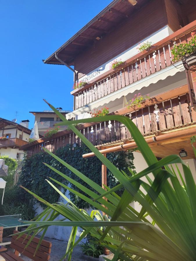 Appartements Pension Sonia Funes  Exterior foto